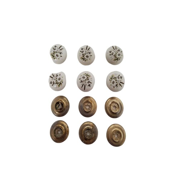 Vintage Gainsborough Hardware Porcelain Drawer Knob Daisy Motiff Ivory Gold Part - Picture 3 of 6